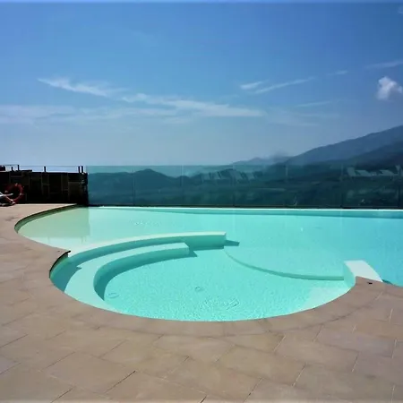 Air-conditioned With A Pool, And Fitness Centre Magliolo
