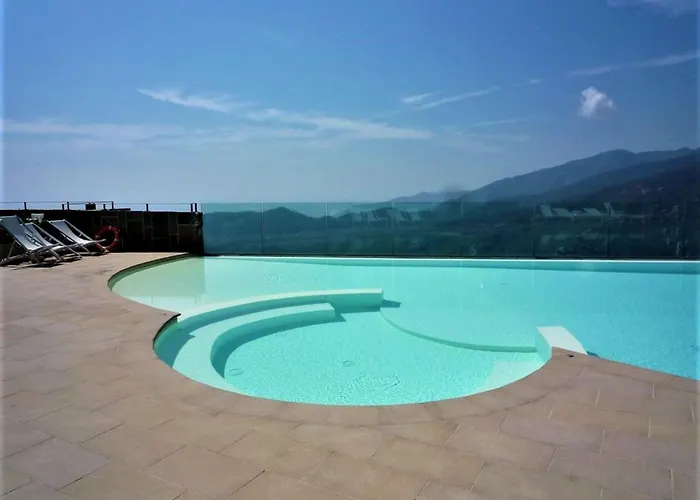 Air-conditioned With A Pool, And Fitness Centre Magliolo