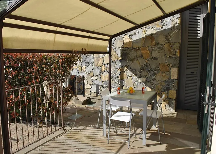 Apartamento Air-conditioned With A Pool, And Fitness Centre Magliolo