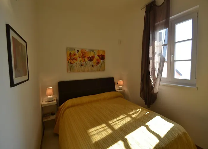 Apartamento Air-conditioned With A Pool, And Fitness Centre Magliolo