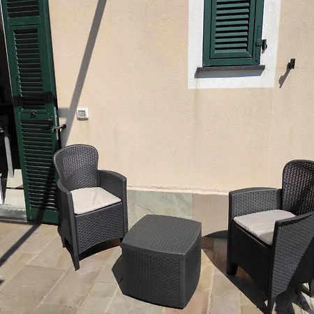 Air-conditioned With A Pool,spa And Fitness Centre Magliolo