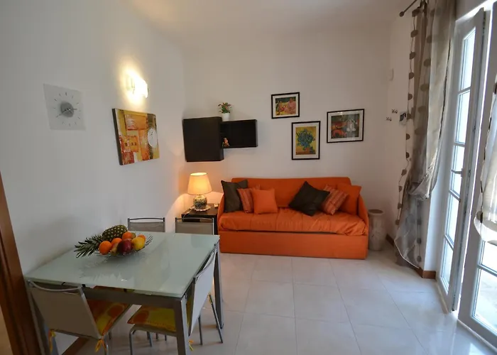 Finale Ligure Near Ondina Lejlighed *