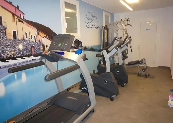 Air-conditioned With A Pool, And Fitness Centre Magliolo